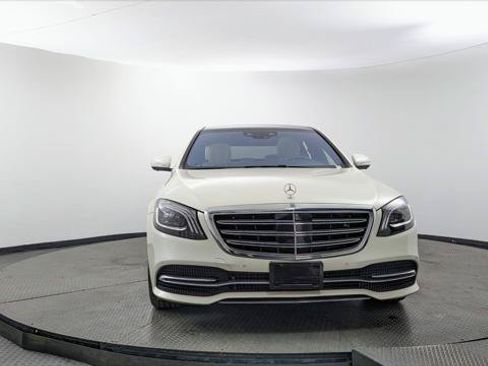 Used 2018 Mercedes-Benz S 560 4MATIC Sedan image 12