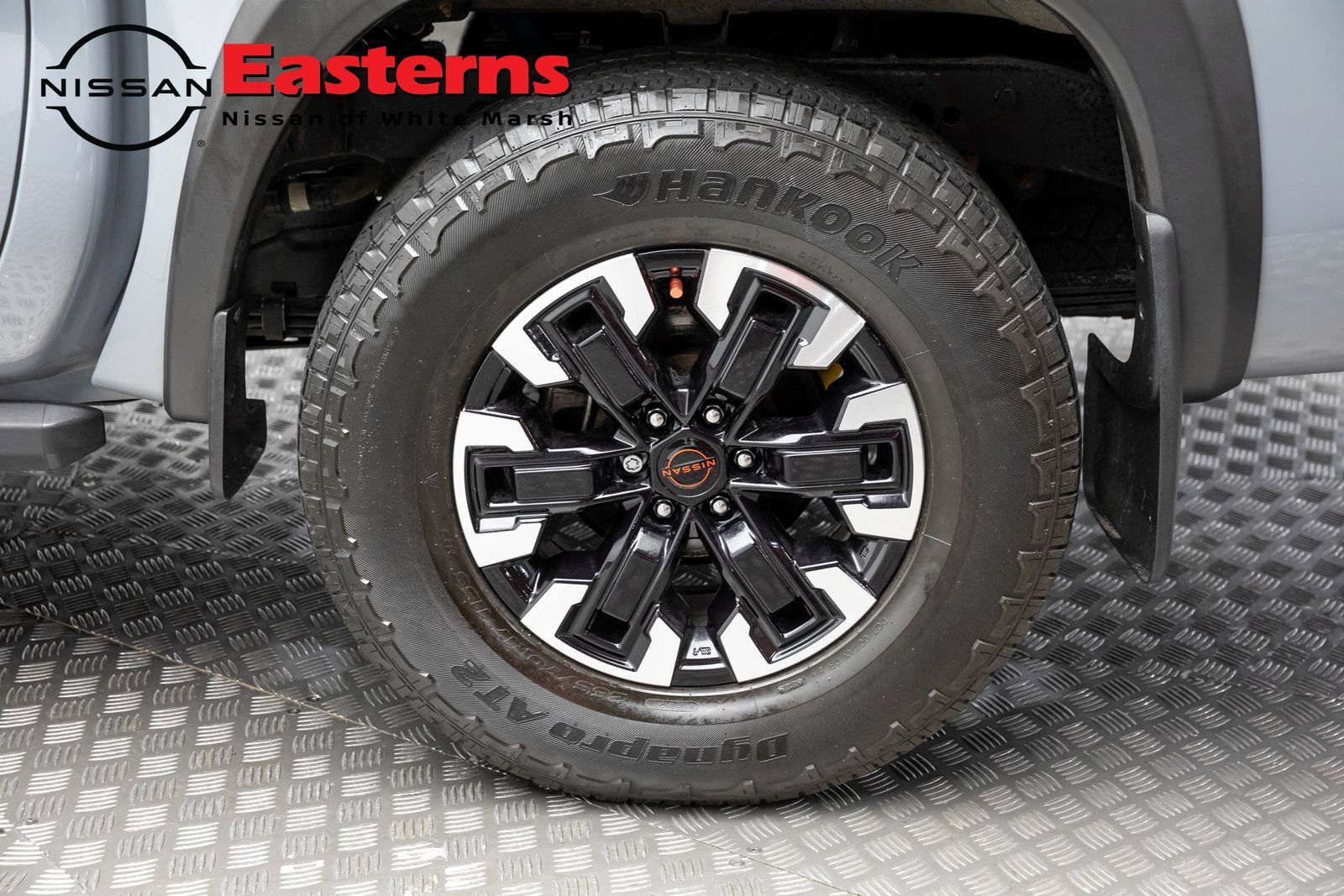 Used 2023 Nissan Frontier PRO-4X w/ Technology Package AWD/4WD image 8