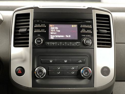 Used 2014 Nissan Xterra S image 29