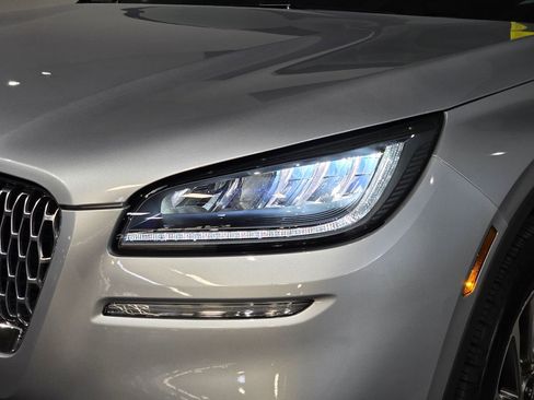 Used 2020 Lincoln Corsair FWD w/ Equipment Group 101A image 12