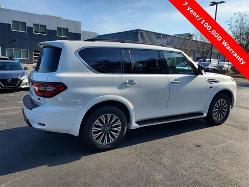 Certified 2022 Nissan Armada SL w/ Midnight Edition Package image 3