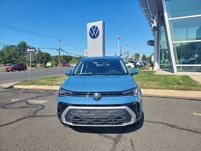 New 2025 Volkswagen Taos SE