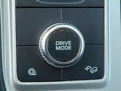 Certified 2023 Ford Explorer XLT AWD/4WD image 25