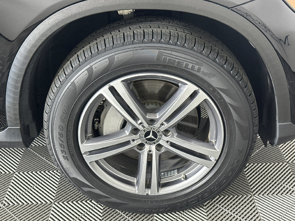 Used 2022 Mercedes-Benz GLC 300 image 13