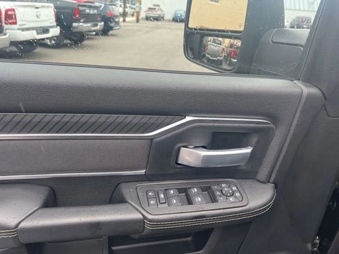 Used 2025 RAM 2500 Big Horn AWD/4WD image 14