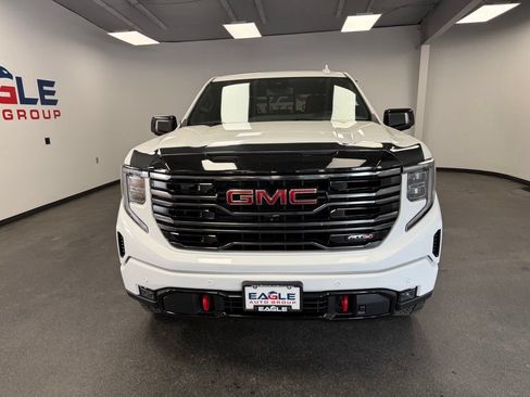 Used 2023 GMC Sierra 1500 AT4 w/ AT4 Preferred Package AWD/4WD image 2