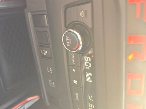 Used 2025 Nissan Frontier PRO-4X w/ Interior Protection Package AWD/4WD image 22