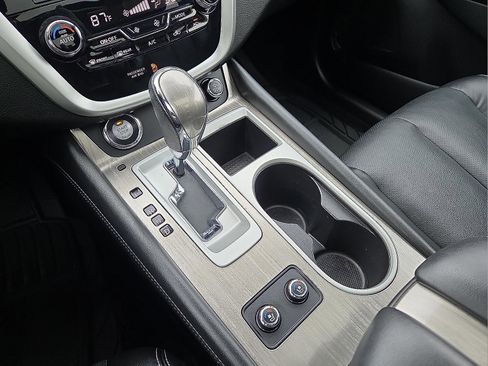 Used 2018 Nissan Murano Platinum image 25