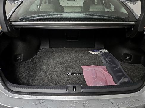 Certified 2025 Lexus ES 350 w/ Premium Package image 31