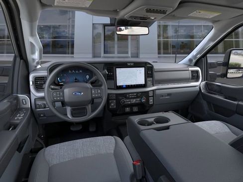 New 2026 Ford F350 XLT w/ XLT Premium Package AWD/4WD image 9