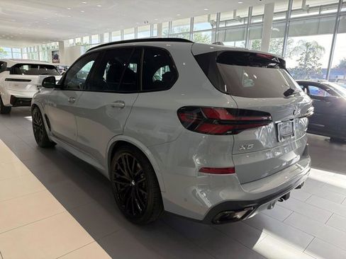 Used 2026 BMW X5 xDrive40i w/ M Sport Package image 5