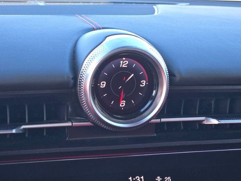 Used 2024 Maserati GranCabrio Trofeo image 21