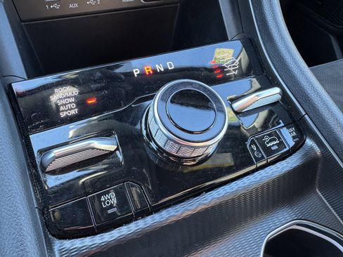 Used 2024 Jeep Grand Cherokee Trailhawk image 30