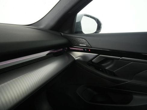 Used 2026 BMW 530i w/ M Sport Package image 25