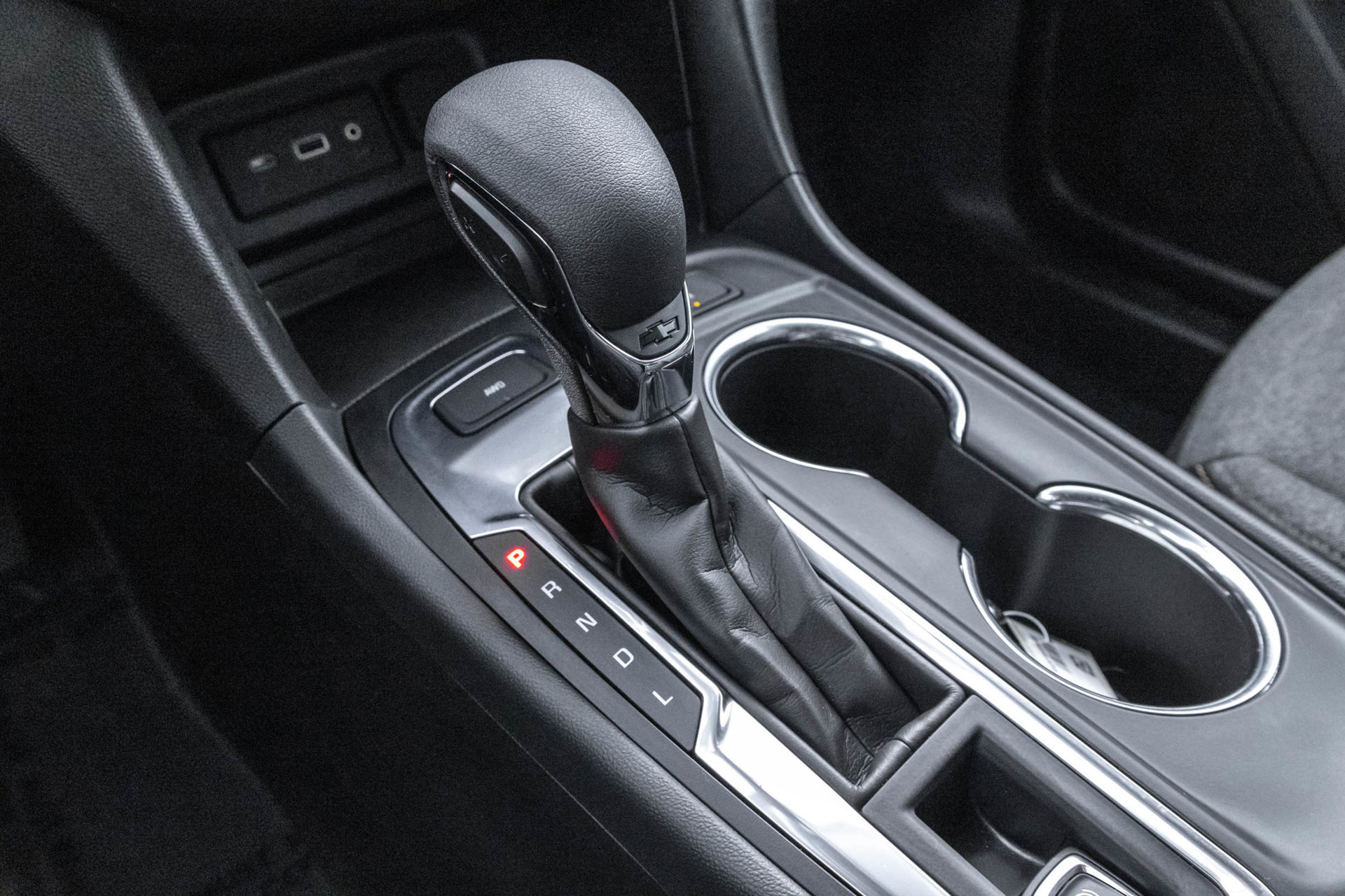 Used 2024 Chevrolet Equinox LT w/ LPO, Floor Liner Package AWD/4WD image 31