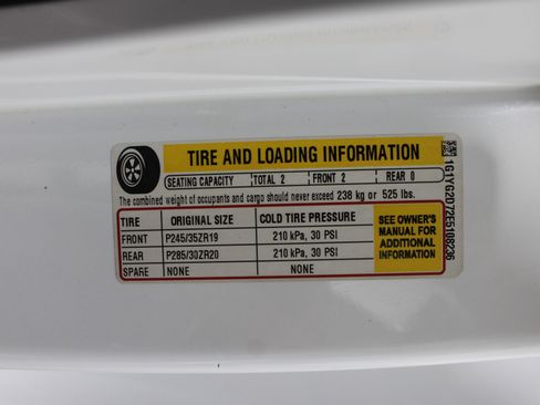 Used 2014 Chevrolet Corvette Stingray Coupe image 32