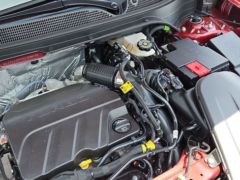 Used 2025 Chevrolet Trax LS FWD image 17