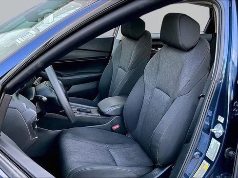Used 2025 Honda Accord SE image 17