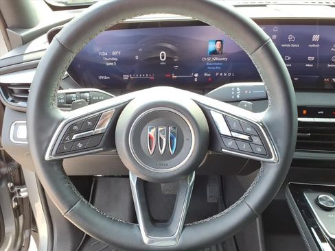 Used 2025 Buick Enclave Preferred FWD image 21