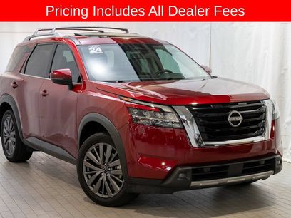 Used 2024 Nissan Pathfinder SL w/ SL Premium Package