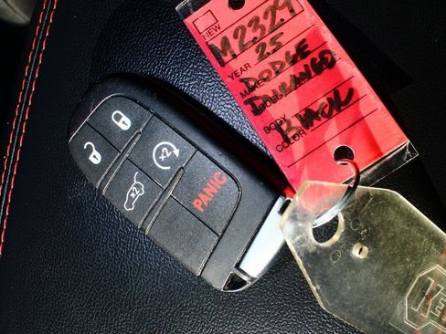 Used 2025 Dodge Durango GT image 24