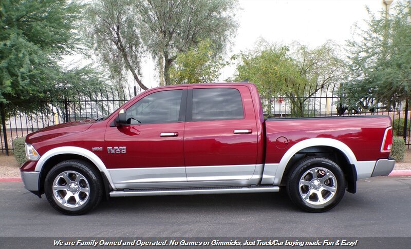 Used 2017 RAM 1500 Laramie w/ Convenience Group AWD/4WD image 5