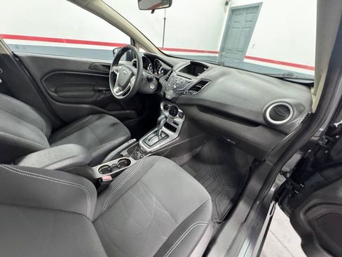 Used 2019 Ford Fiesta SE FWD image 13