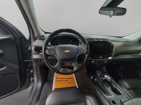 Used 2021 Chevrolet Traverse LT AWD/4WD image 12