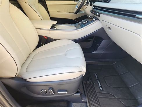 Used 2024 Hyundai Palisade Calligraphy image 29