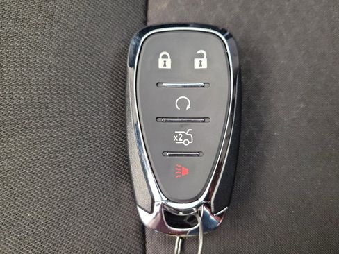 Used 2018 Chevrolet Malibu LT FWD image 32