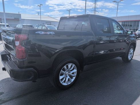 Used 2024 Chevrolet Silverado 1500 Custom AWD/4WD image 5
