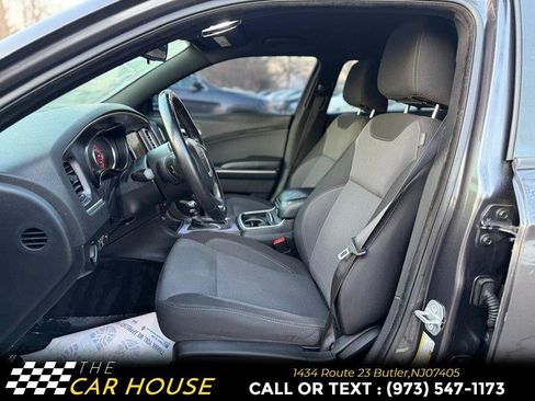 Used 2016 Dodge Charger SE w/ Popular Equipment Group image 14