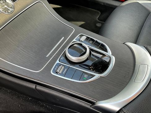 Used 2019 Mercedes-Benz C 300 Sedan image 15