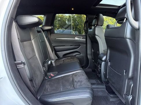 Used 2019 Jeep Grand Cherokee Altitude AWD/4WD image 16
