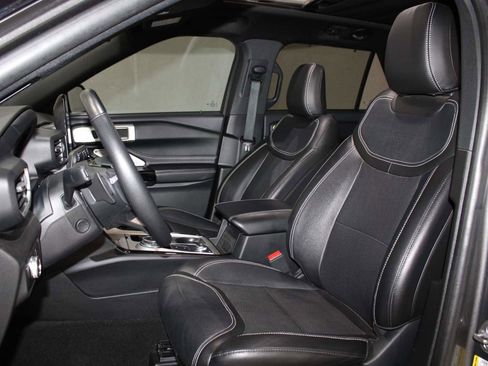 Used 2023 Ford Explorer ST w/ Equipment Group 401A image 13