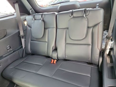 New 2026 Ford Explorer ST-Line w/ ST-Line Street Pack image 13