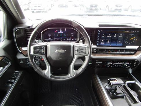 Used 2022 Chevrolet Silverado 1500 RST w/ Z71 Off-Road Package image 12