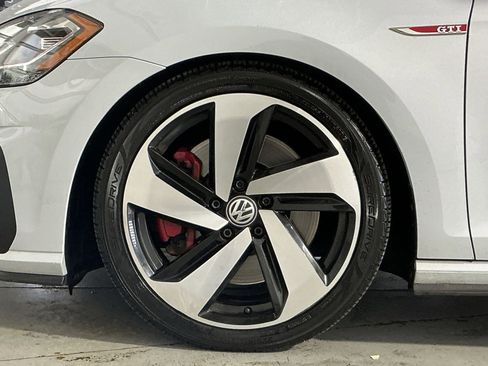 Used 2019 Volkswagen GTI SE w/ SE Experience Package FWD image 13