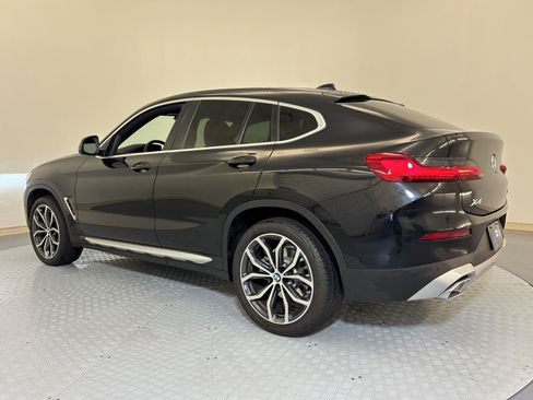 Used 2024 BMW X4 xDrive30i w/ Parking Assistance Package image 3