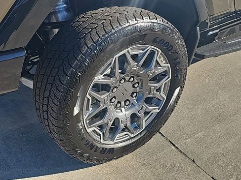 New 2025 GMC Hummer EV 3X w/ Battery Pack, 24 Module Pack image 7