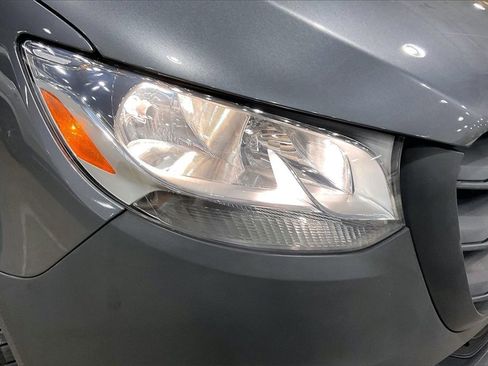 Used 2023 Mercedes-Benz Sprinter 2500 image 23