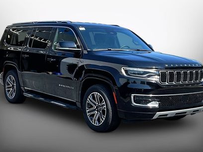 Certified 2024 Jeep Wagoneer L Series II w/ Flexible Seating Group