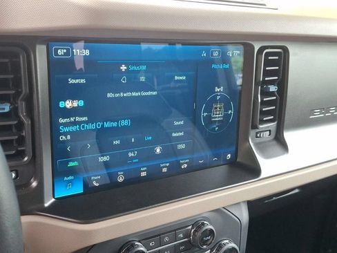 Used 2022 Ford Bronco Wildtrak AWD/4WD image 19