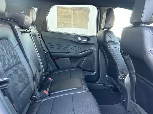 New 2026 Ford Escape ST-Line w/ Tech Pack #1 image 18