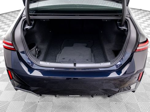 New 2026 BMW 530i xDrive 530i xDrive w/ M Sport Package image 33