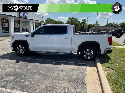 Used 2019 GMC Sierra 1500 SLE w/ SLE Value Package AWD/4WD image 4