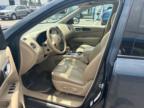 Used 2014 Nissan Pathfinder Platinum w/ Platinum Premium Package AWD/4WD image 13