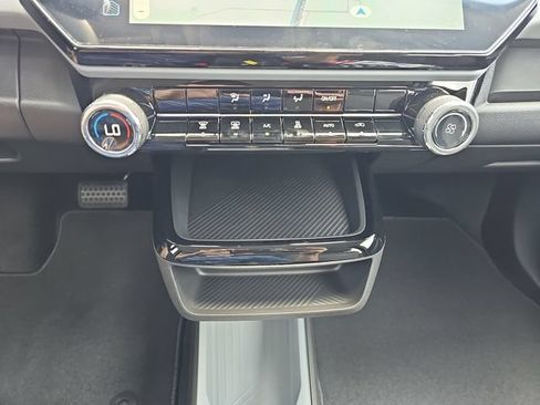 New 2027 Chevrolet Bolt LT FWD image 17