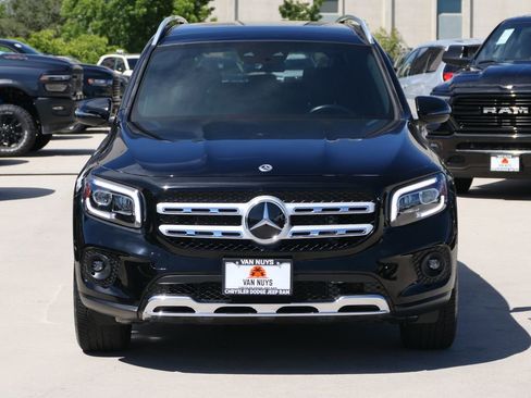 Used 2023 Mercedes-Benz GLB 250 4MATIC image 7