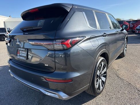 New 2026 Mitsubishi Outlander SE FWD image 7
